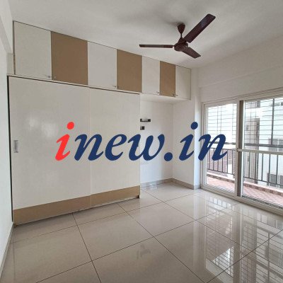 3bhk Semi furnished in Candeur Rise