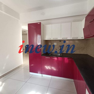 3bhk Semi furnished in Candeur Rise