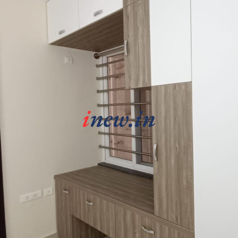 2bhk Semi furnished in Disha Central Park 2bhk Semi furnished in Disha Central Park
