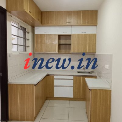 2bhk Semi furnished in Disha Central Park